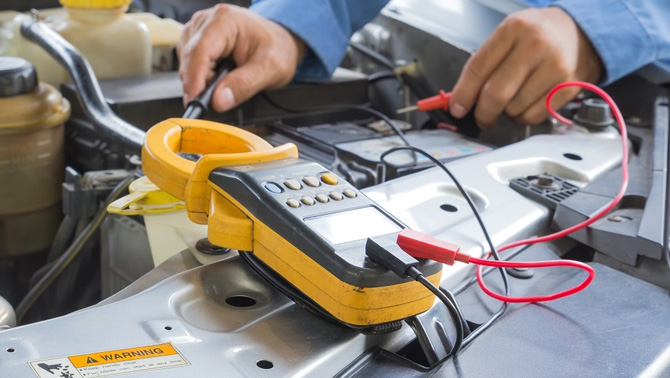 Is electrician and auto electrician the same?